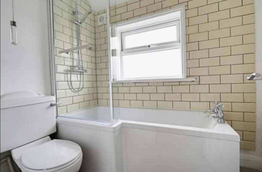 Entire Residential Property With Parking Kingston upon Hull ภายนอก รูปภาพ